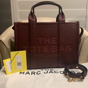 Marc Jacobs Tote in Chianti—size is “small” with dust bag, strap & tags